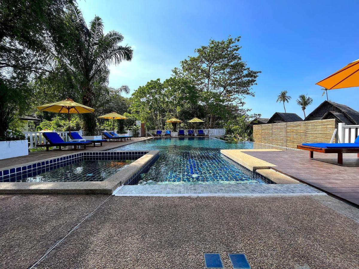 Treeya Lanta Hotel Ko Lanta Buitenkant foto